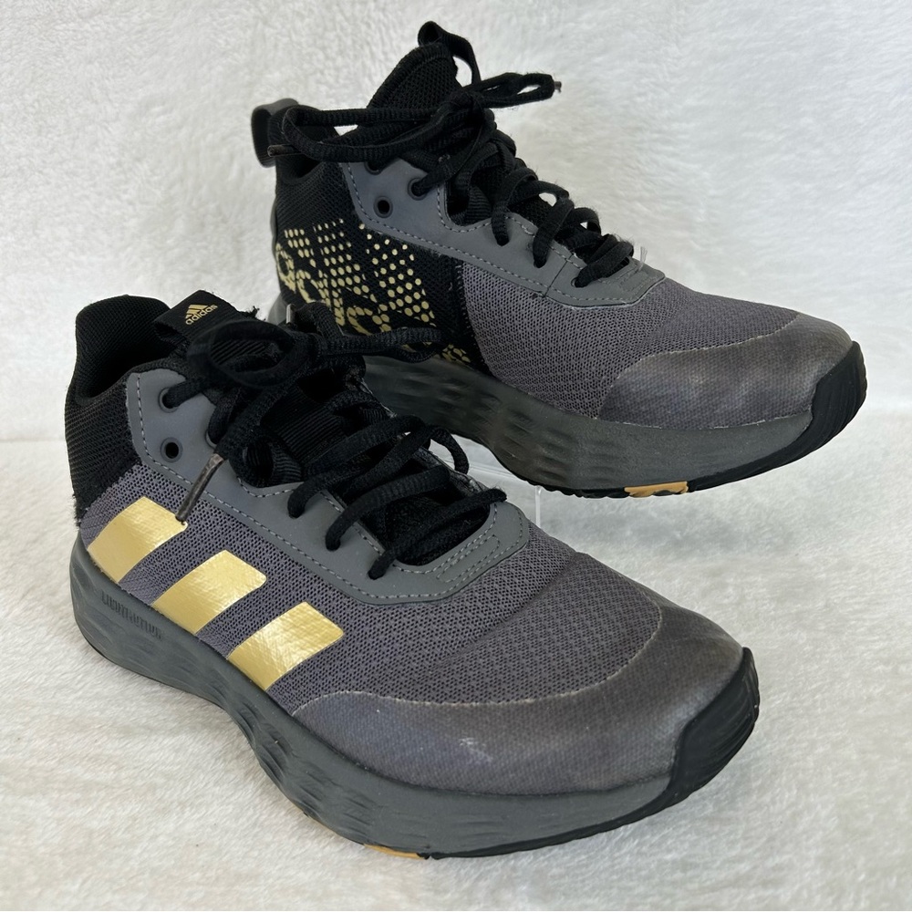 Adidas Kids Boys Sneakers Size 3 Gray Lightmotion Breathable Low Top Athletic